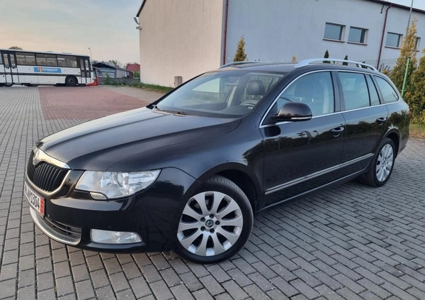 Skoda Superb cena 37900 przebieg: 299251, rok produkcji 2012 z Czarne małe 596